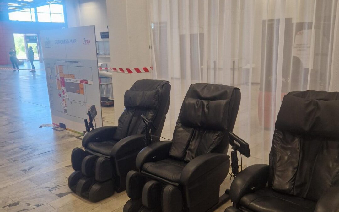 Massagefåtöljer på ERA-kongressen på Stockholmsmässan